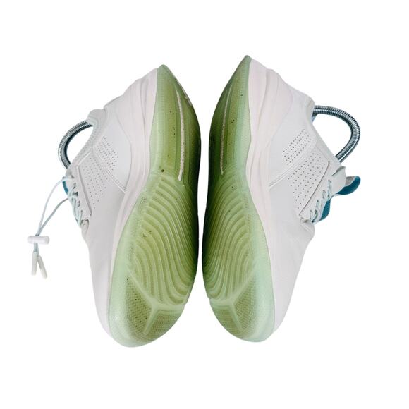 Clove We Support You Nursing Shoes Unisex Size W8.5/M7 White Low Top Lace Up‎ main image 8